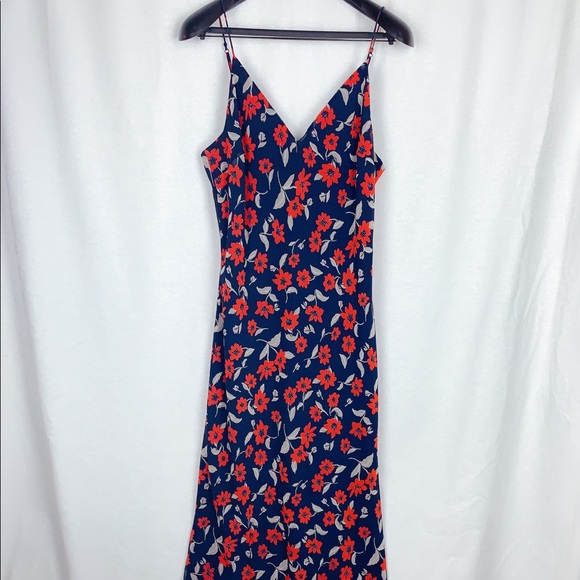 Finders Keepers Maya Dress Navy Floral - Picture 4 of 8